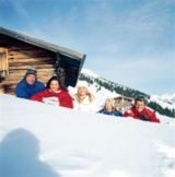 Familie im Schnee 