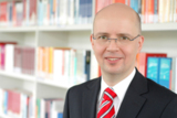 Leitet künftig die staatlich anerkannten Bereiche der Wirtschaftsakademie: Professor Dr. Stührenberg