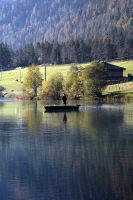 Das Tiroler PillerseeTal mit seinem smaragdgrünen See.
