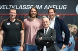 (Foto: hl-studios, erlangen): v.l.: Cheftrainer Andersson, Pavel Horák, Ulrich Liebe und Stefan Adam