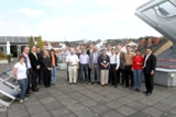 Teilnehmer des DERlab-Workshops auf dem Dach des Fraunhofer IWES in Kassel. Copyright: DERlab e.V.