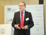 Hans-Peter Machwürth beim 10. Deutschen Marken-Summit