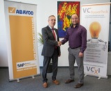 ABAYOO Gründer und CEO Wolfgang Schmidt (links) mit AICOMP Global Director Cloud Markus Blunk