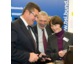 Staatssekretär Pschierer bei media transfer AG (mtG) auf der it-sa 2010 – Fragen zum neuen Personalausweis