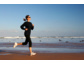 Sportlicher Urlaubs-Tipp: Mit dem JogStyle am Strand laufen